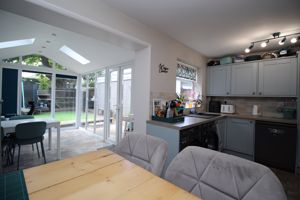 Kitchen/Diner- click for photo gallery